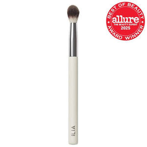 ILIA - Blending Brush | Eyeshadow + Highlighter Brush Made with FSC Certified Wood Aluminum + Soft Vegan Bristles | Expertly Crafted | Non-Toxic Vegan Cruelty-Free Recyclable