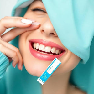 Teeth Whitening Strips - 21 Treatments 42 White Strips - Peroxide-Free Kit Natural Formula - Enamel-Safe Teeth Whitener - Sensitivity-Free Technology (Pack of 1)