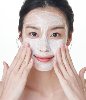 OxygenCeuticals Gentle Facial Cleansing Lotion ? Hydrating Cleanser for Sensitive &amp Dry Skin Removes Makeup Residue &amp Impurities Without Greasy Feel Enriched with Botanic Oils 8.8 fl.oz (250