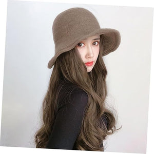 Wavy Curly Wig Hat for Women and Long Hair Extension Fashion Accessory Lightweight Blendable Hairpiece Natural Look Styling for Daily Wear and Parties