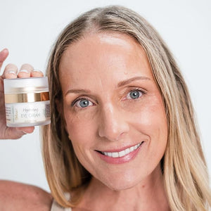 Deluvia Eye Cream Moisturizer Under Eye and Around Eye Hydrating Eye Cream Organic Aloe Vera Vitamin E Rosehip Seed Oil for Dry Skin and Wrinkles.(.5 Oz)