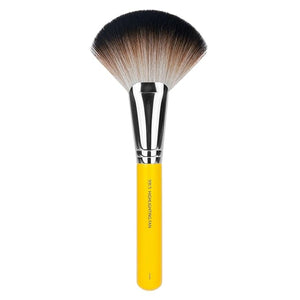 Bdellium Tools Professional Makeup Brush - Studio Series 991.5 Highlighting Fan - With Soft Synthetic Fibers For Topping the Cheekbones (Yellow 1pc)