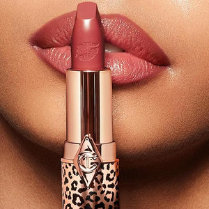Charlotte Tilbury Hot Lips 2.0 Lipstick - Hydrating, Long Lasting Lipstick with Orchid &amp; Antioxidant Extracts - Buildable Satin Finish for Fuller-Looking Lips
