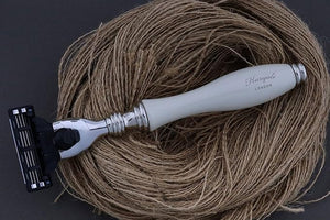 3 Edge Shaving Razor With Stainless Steel Razor Stand Beard and Mustache Safety Razor For Men and Women Perfect Shave