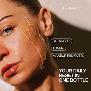 DERMAdoctor Vitamin C Face Wash ? Daily 3-in-1 Vitamin C Cleanser &amp Makeup Remover Face Wash That Tones Clears Pores Lifts Oil and Removes Sunscreen &amp Pollutants with Potent Kakadu Plum ? 7